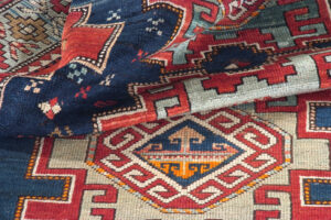 Kazak Lori Pampak Caucasico Antico, cm 205x131